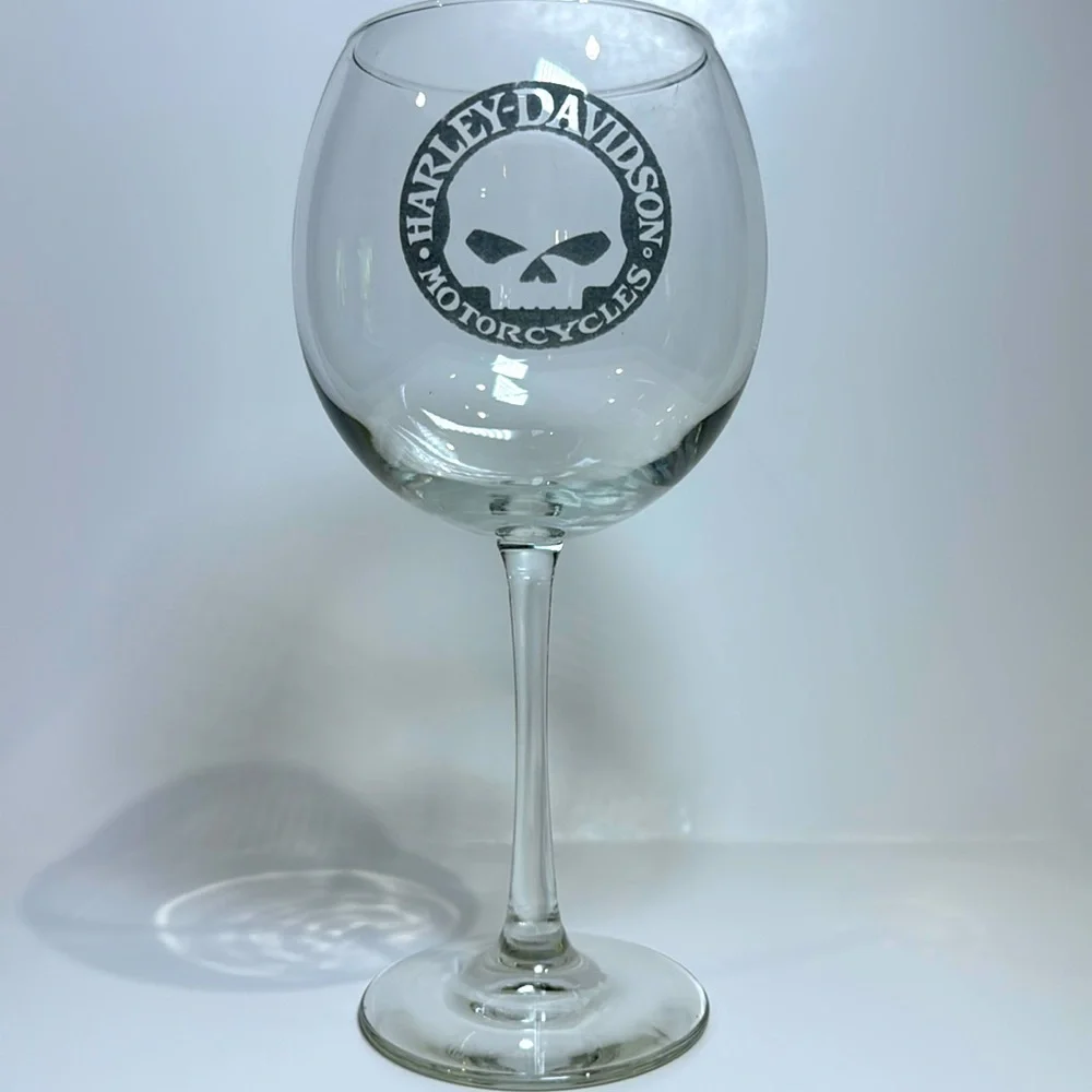 Harley-Davidson Motorcycles Willy G Skull 16oz Balloon Wine Glass